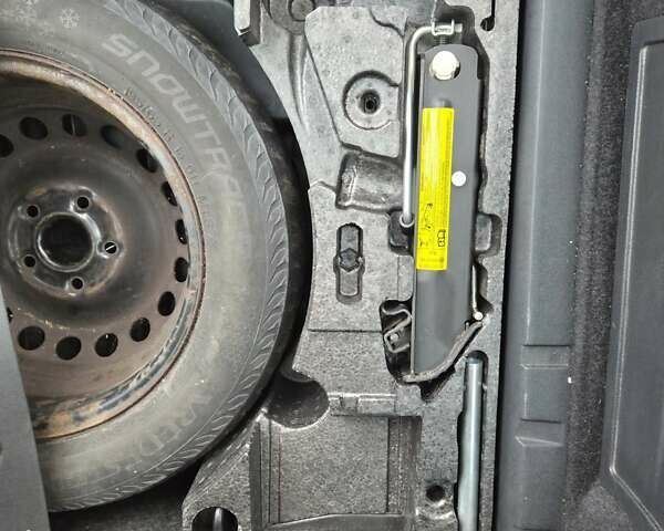 Коричневый Фольксваген Пассат, объемом двигателя 1.9 л и пробегом 241 тыс. км за 6200 $, фото 47 на Automoto.ua