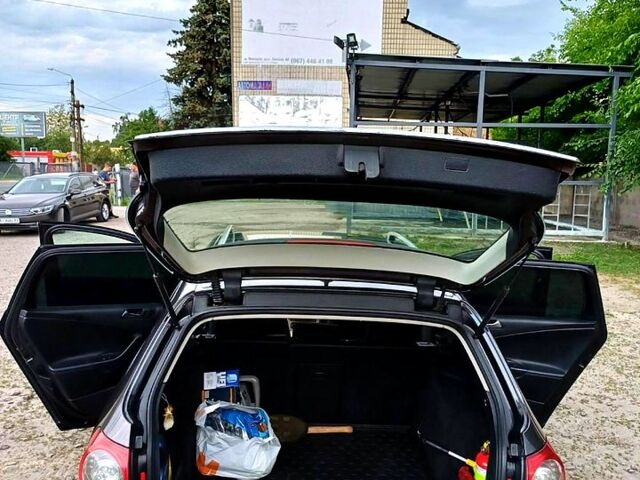 Коричневый Фольксваген Пассат, объемом двигателя 2 л и пробегом 290 тыс. км за 6800 $, фото 4 на Automoto.ua