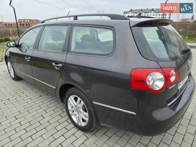 Коричневый Фольксваген Пассат, объемом двигателя 1.9 л и пробегом 241 тыс. км за 6200 $, фото 9 на Automoto.ua