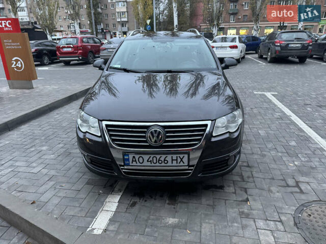 Коричневый Фольксваген Пассат, объемом двигателя 2 л и пробегом 360 тыс. км за 5999 $, фото 2 на Automoto.ua