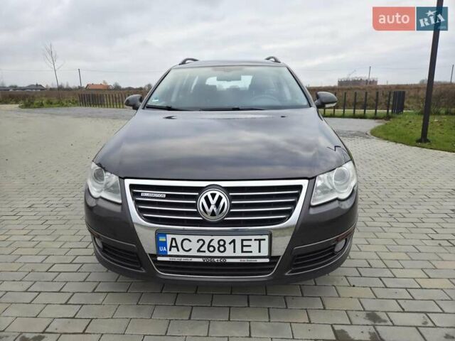 Коричневый Фольксваген Пассат, объемом двигателя 1.9 л и пробегом 241 тыс. км за 6200 $, фото 2 на Automoto.ua