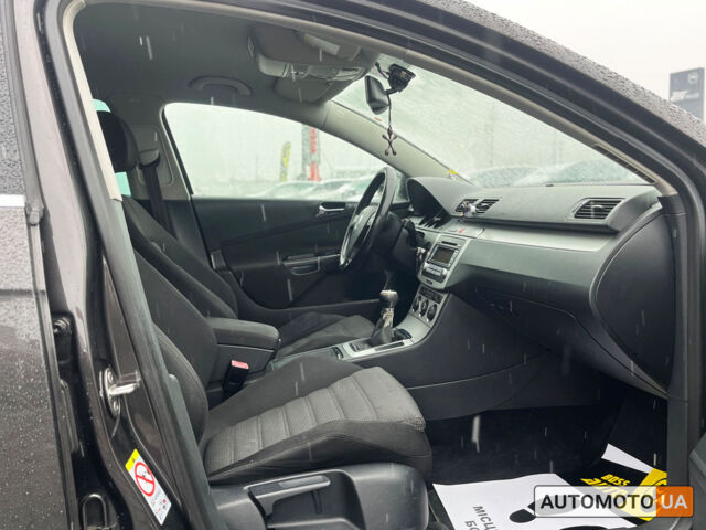 Коричневый Фольксваген Пассат, объемом двигателя 2 л и пробегом 307 тыс. км за 5890 $, фото 15 на Automoto.ua