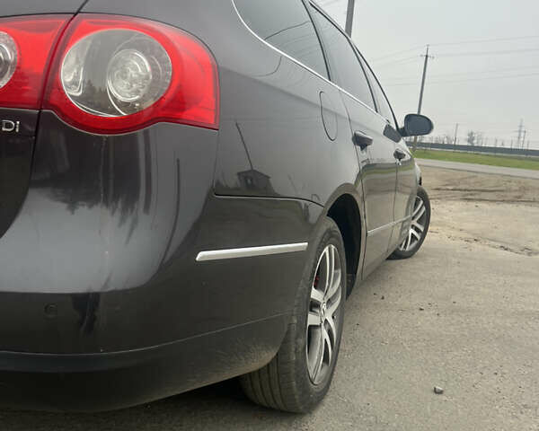 Коричневый Фольксваген Пассат, объемом двигателя 2 л и пробегом 295 тыс. км за 7200 $, фото 6 на Automoto.ua