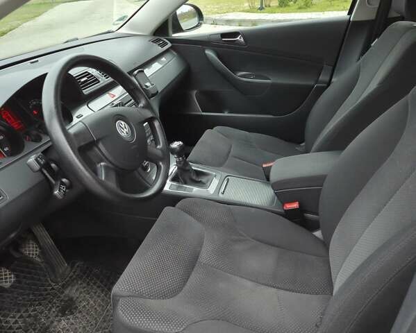 Коричневый Фольксваген Пассат, объемом двигателя 1.9 л и пробегом 241 тыс. км за 6200 $, фото 17 на Automoto.ua