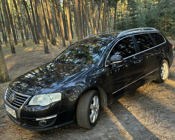 Коричневый Фольксваген Пассат, объемом двигателя 2 л и пробегом 298 тыс. км за 7000 $, фото 3 на Automoto.ua