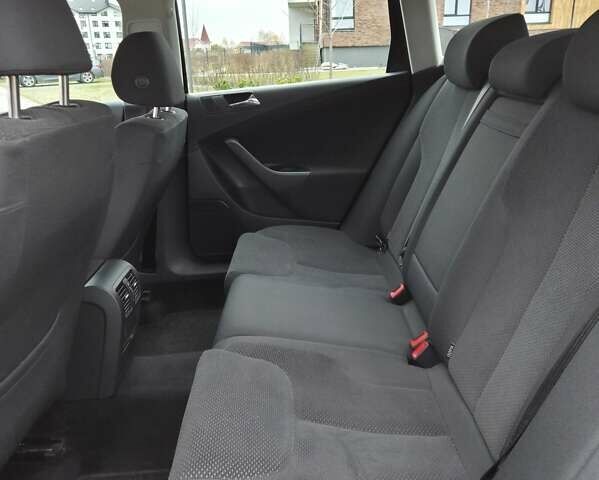 Коричневый Фольксваген Пассат, объемом двигателя 1.9 л и пробегом 241 тыс. км за 6200 $, фото 24 на Automoto.ua