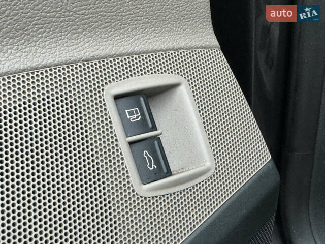 Коричневий Фольксваген Пассат, об'ємом двигуна 2 л та пробігом 262 тис. км за 5699 $, фото 10 на Automoto.ua