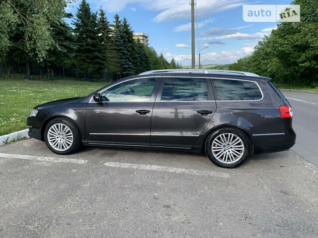 Коричневый Фольксваген Пассат, объемом двигателя 3.2 л и пробегом 421 тыс. км за 4000 $, фото 1 на Automoto.ua