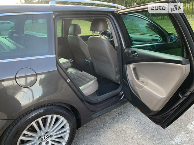 Коричневый Фольксваген Пассат, объемом двигателя 3.2 л и пробегом 421 тыс. км за 4000 $, фото 35 на Automoto.ua