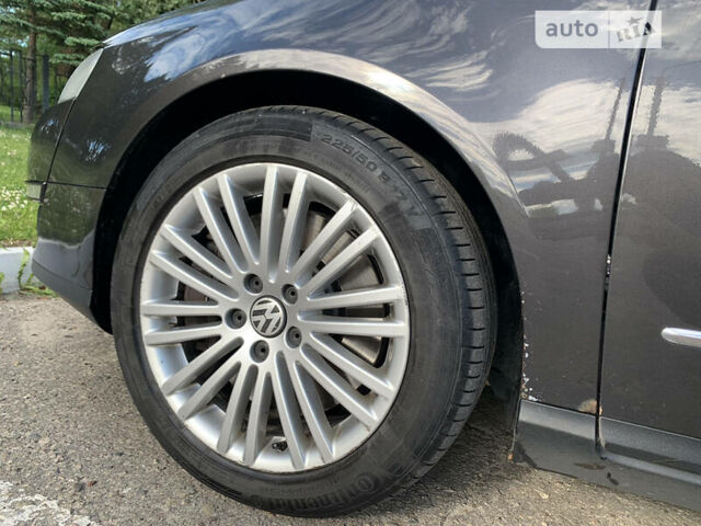 Коричневый Фольксваген Пассат, объемом двигателя 3.2 л и пробегом 421 тыс. км за 4000 $, фото 10 на Automoto.ua