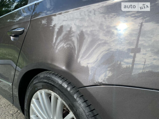 Коричневый Фольксваген Пассат, объемом двигателя 3.2 л и пробегом 421 тыс. км за 4000 $, фото 8 на Automoto.ua