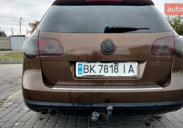 Коричневий Фольксваген Пассат, об'ємом двигуна 1.9 л та пробігом 380 тис. км за 5500 $, фото 2 на Automoto.ua