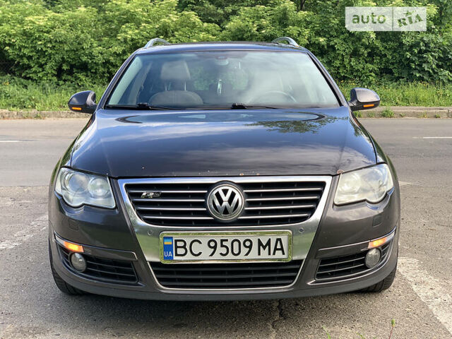 Коричневый Фольксваген Пассат, объемом двигателя 3.2 л и пробегом 421 тыс. км за 4000 $, фото 45 на Automoto.ua