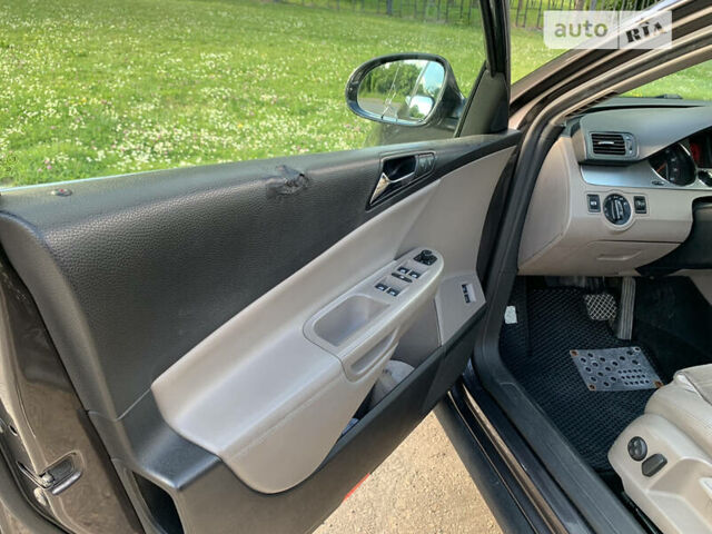 Коричневый Фольксваген Пассат, объемом двигателя 3.2 л и пробегом 421 тыс. км за 4000 $, фото 18 на Automoto.ua