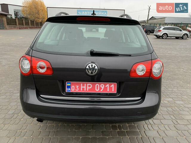 Коричневый Фольксваген Пассат, объемом двигателя 1.4 л и пробегом 187 тыс. км за 8500 $, фото 7 на Automoto.ua