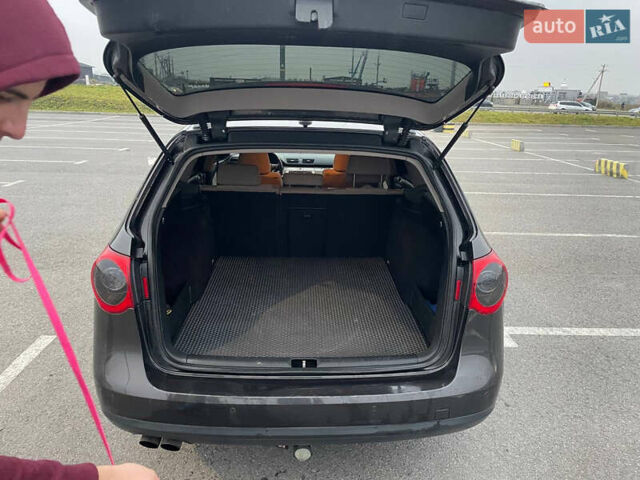 Коричневий Фольксваген Пассат, об'ємом двигуна 2 л та пробігом 291 тис. км за 7000 $, фото 5 на Automoto.ua