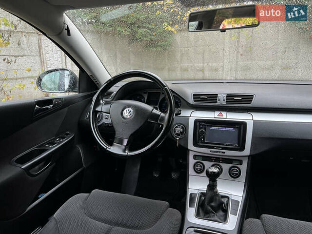 Фольксваген Пассат 2009 в Ровно на Automoto.ua Коричневый Фольксваген Пассат, объемом двигателя 1.9 л и пробегом 249 тыс. км за 5650 $, фото 14 на Automoto.ua