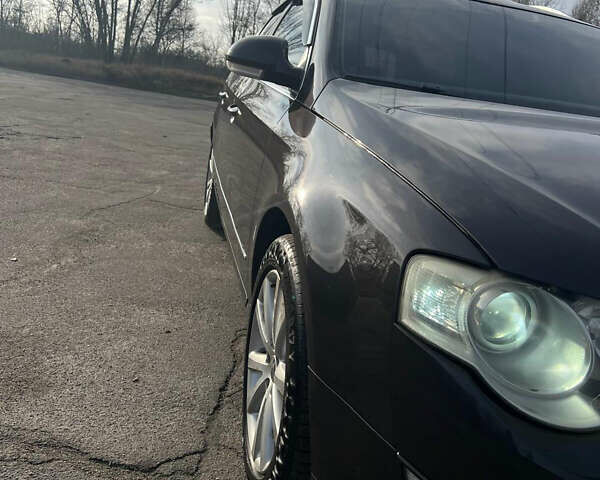 Коричневий Фольксваген Пассат, об'ємом двигуна 2 л та пробігом 267 тис. км за 7800 $, фото 15 на Automoto.ua