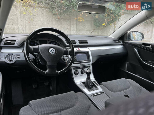 Фольксваген Пассат 2009 в Ровно на Automoto.ua Коричневый Фольксваген Пассат, объемом двигателя 1.9 л и пробегом 249 тыс. км за 5650 $, фото 13 на Automoto.ua