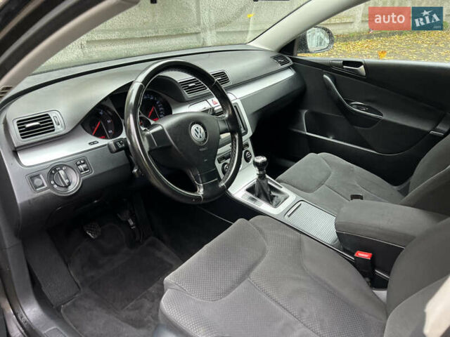 Фольксваген Пассат 2009 в Ровно на Automoto.ua Коричневый Фольксваген Пассат, объемом двигателя 1.9 л и пробегом 249 тыс. км за 5650 $, фото 23 на Automoto.ua