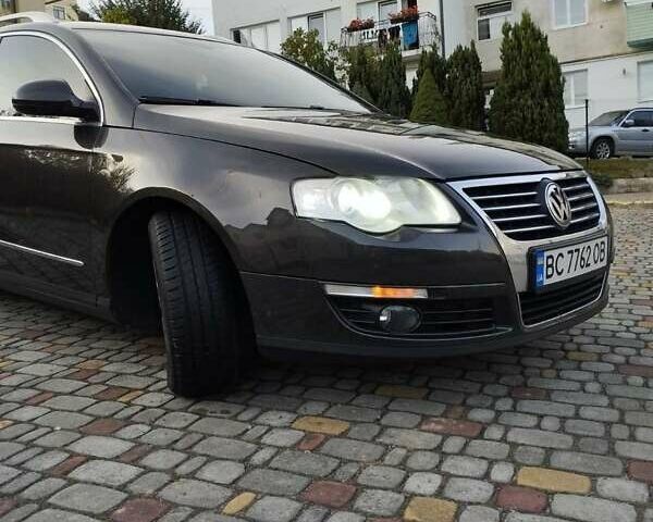 Фольксваген Пассат 2009 в Трускавце на Automoto.ua Коричневый Фольксваген Пассат, объемом двигателя 2 л и пробегом 400 тыс. км за 5999 $, фото 14 на Automoto.ua