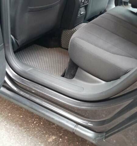 Коричневий Фольксваген Пассат, об'ємом двигуна 1.4 л та пробігом 292 тис. км за 6400 $, фото 16 на Automoto.ua