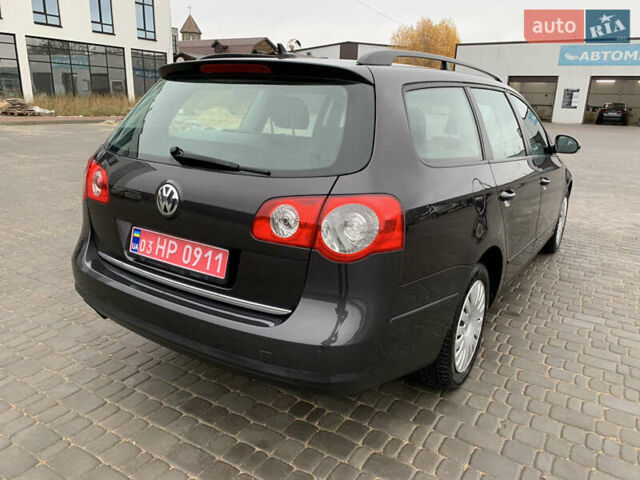 Коричневый Фольксваген Пассат, объемом двигателя 1.4 л и пробегом 187 тыс. км за 8500 $, фото 6 на Automoto.ua