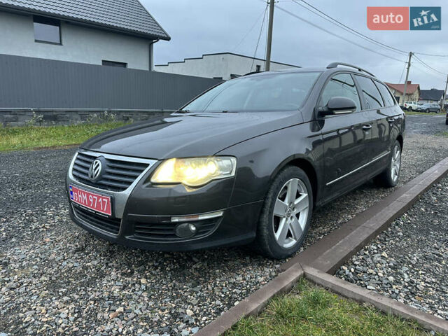 Коричневый Фольксваген Пассат, объемом двигателя 2 л и пробегом 340 тыс. км за 7700 $, фото 2 на Automoto.ua