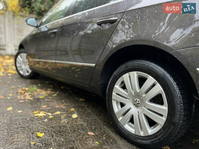 Фольксваген Пассат 2009 в Ровно на Automoto.ua Коричневый Фольксваген Пассат, объемом двигателя 1.9 л и пробегом 249 тыс. км за 5650 $, фото 71 на Automoto.ua