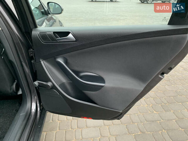 Коричневый Фольксваген Пассат, объемом двигателя 1.4 л и пробегом 187 тыс. км за 8500 $, фото 21 на Automoto.ua