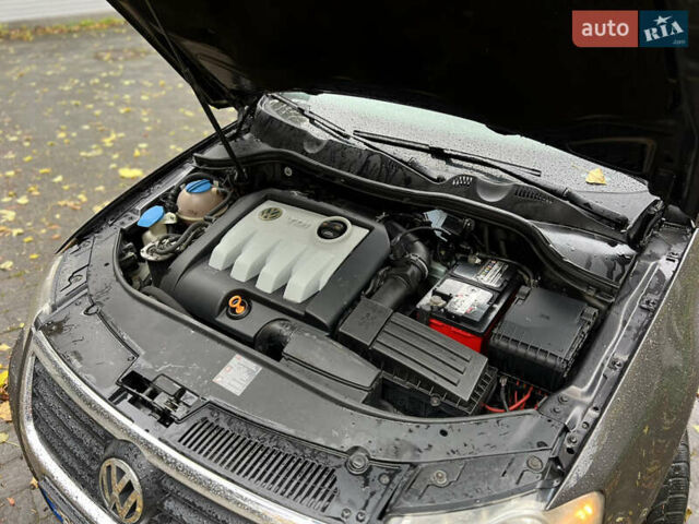 Фольксваген Пассат 2009 в Ровно на Automoto.ua Коричневый Фольксваген Пассат, объемом двигателя 1.9 л и пробегом 249 тыс. км за 5650 $, фото 53 на Automoto.ua