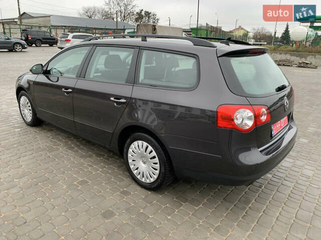 Коричневый Фольксваген Пассат, объемом двигателя 1.4 л и пробегом 187 тыс. км за 8500 $, фото 9 на Automoto.ua