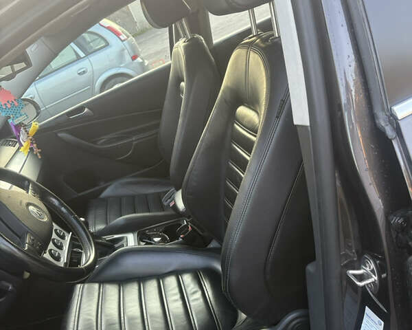 Коричневий Фольксваген Пассат, об'ємом двигуна 1.39 л та пробігом 276 тис. км за 6000 $, фото 13 на Automoto.ua