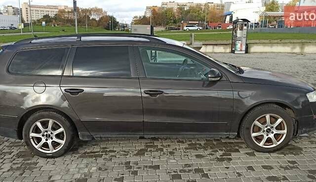 Коричневий Фольксваген Пассат, об'ємом двигуна 2 л та пробігом 391 тис. км за 6800 $, фото 1 на Automoto.ua