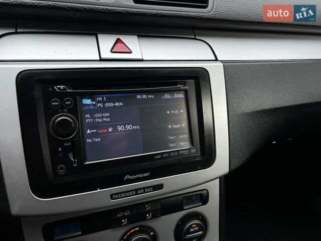 Фольксваген Пассат 2009 в Ровно на Automoto.ua Коричневый Фольксваген Пассат, объемом двигателя 1.9 л и пробегом 249 тыс. км за 5650 $, фото 24 на Automoto.ua