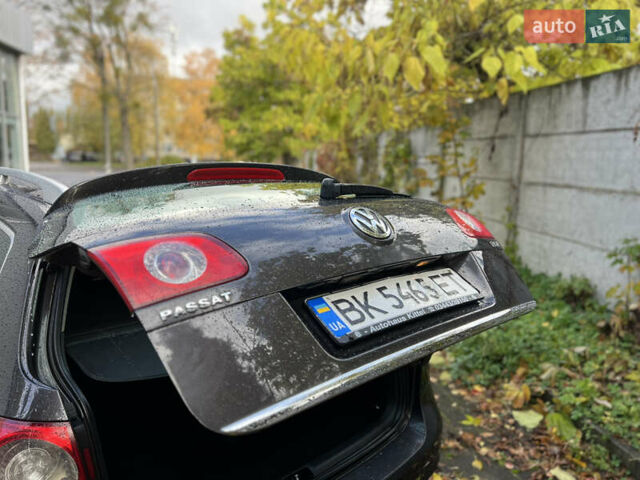Фольксваген Пассат 2009 в Ровно на Automoto.ua Коричневый Фольксваген Пассат, объемом двигателя 1.9 л и пробегом 249 тыс. км за 5650 $, фото 64 на Automoto.ua