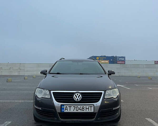 Коричневий Фольксваген Пассат, об'ємом двигуна 2 л та пробігом 291 тис. км за 7000 $, фото 1 на Automoto.ua