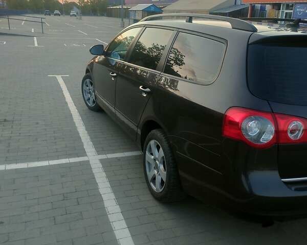 Коричневий Фольксваген Пассат, об'ємом двигуна 1.4 л та пробігом 243 тис. км за 6900 $, фото 3 на Automoto.ua