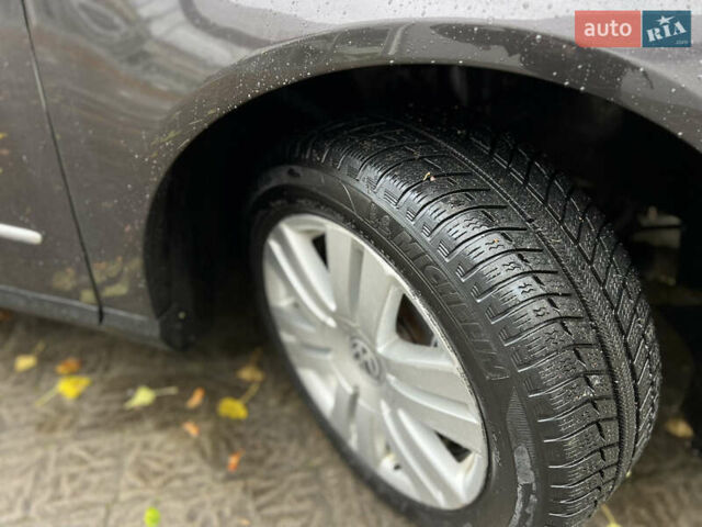 Фольксваген Пассат 2009 в Ровно на Automoto.ua Коричневый Фольксваген Пассат, объемом двигателя 1.9 л и пробегом 249 тыс. км за 5650 $, фото 49 на Automoto.ua