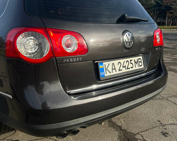 Коричневий Фольксваген Пассат, об'ємом двигуна 2 л та пробігом 267 тис. км за 7800 $, фото 11 на Automoto.ua