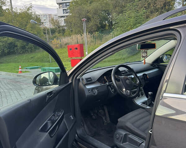 Коричневий Фольксваген Пассат, об'ємом двигуна 1.4 л та пробігом 360 тис. км за 6700 $, фото 9 на Automoto.ua