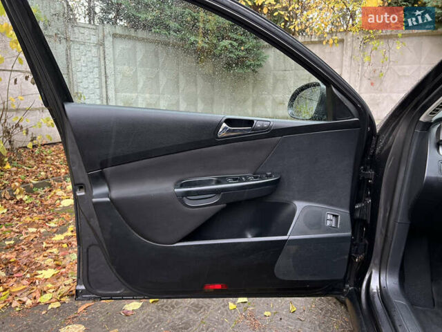 Фольксваген Пассат 2009 в Ровно на Automoto.ua Коричневый Фольксваген Пассат, объемом двигателя 1.9 л и пробегом 249 тыс. км за 5650 $, фото 10 на Automoto.ua