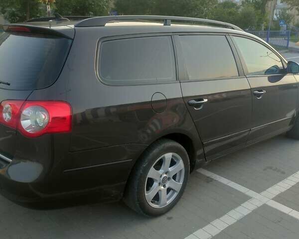 Коричневий Фольксваген Пассат, об'ємом двигуна 1.4 л та пробігом 243 тис. км за 6900 $, фото 10 на Automoto.ua