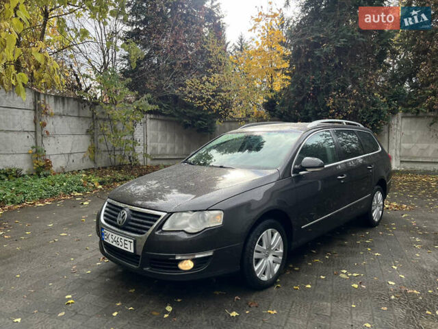 Фольксваген Пассат 2009 в Ровно на Automoto.ua Коричневый Фольксваген Пассат, объемом двигателя 1.9 л и пробегом 249 тыс. км за 5650 $, фото 83 на Automoto.ua