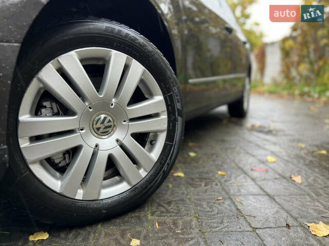 Фольксваген Пассат 2009 в Ровно на Automoto.ua Коричневый Фольксваген Пассат, объемом двигателя 1.9 л и пробегом 249 тыс. км за 5650 $, фото 73 на Automoto.ua