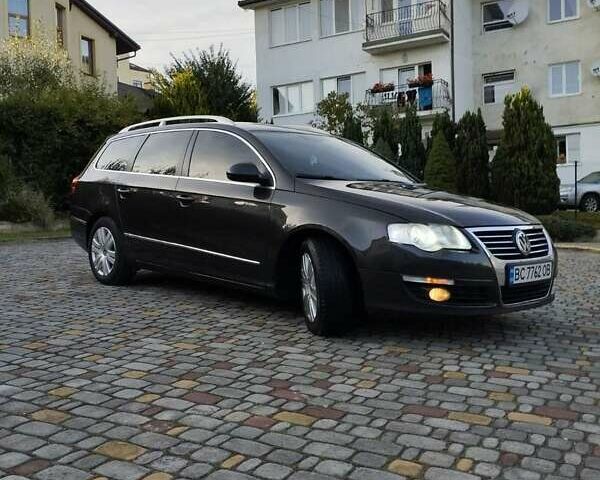 Фольксваген Пассат 2009 в Трускавце на Automoto.ua Коричневый Фольксваген Пассат, объемом двигателя 2 л и пробегом 400 тыс. км за 5999 $, фото 15 на Automoto.ua