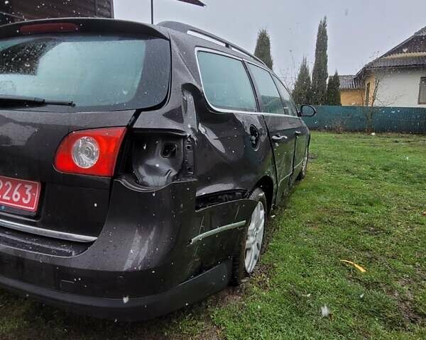 Коричневий Фольксваген Пассат, об'ємом двигуна 1.4 л та пробігом 205 тис. км за 5000 $, фото 6 на Automoto.ua