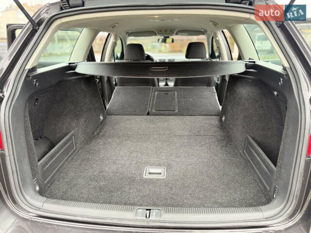 Коричневый Фольксваген Пассат, объемом двигателя 1.6 л и пробегом 277 тыс. км за 7350 $, фото 31 на Automoto.ua