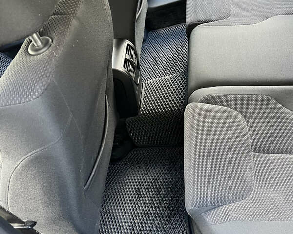 Коричневый Фольксваген Пассат, объемом двигателя 1.97 л и пробегом 302 тыс. км за 8500 $, фото 16 на Automoto.ua