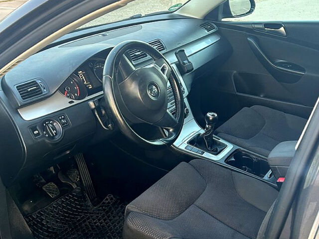 Коричневый Фольксваген Пассат, объемом двигателя 1.4 л и пробегом 270 тыс. км за 6400 $, фото 7 на Automoto.ua